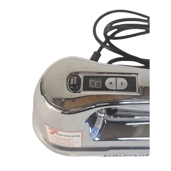 Cuisinart Mixer Power Advantage 7 Speeds 220 Watt Chrome HM-70 Retro NO BEATERS - Picture 10 of 13